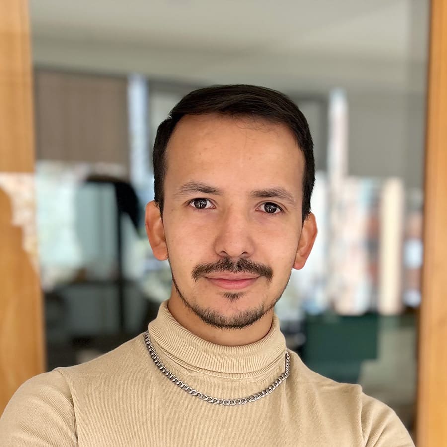 Danny Fernandez - <strong>Financial & Trading Analyst</strong> - 