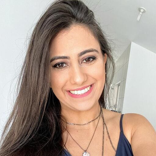 Amanda Carvalho - Accounting Specialist - 